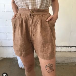 NWOT Esby Penny Shorts in pecan (lightish brown) linen